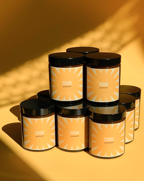 świeca sojowa na dobry początek dnia i pobudzenie